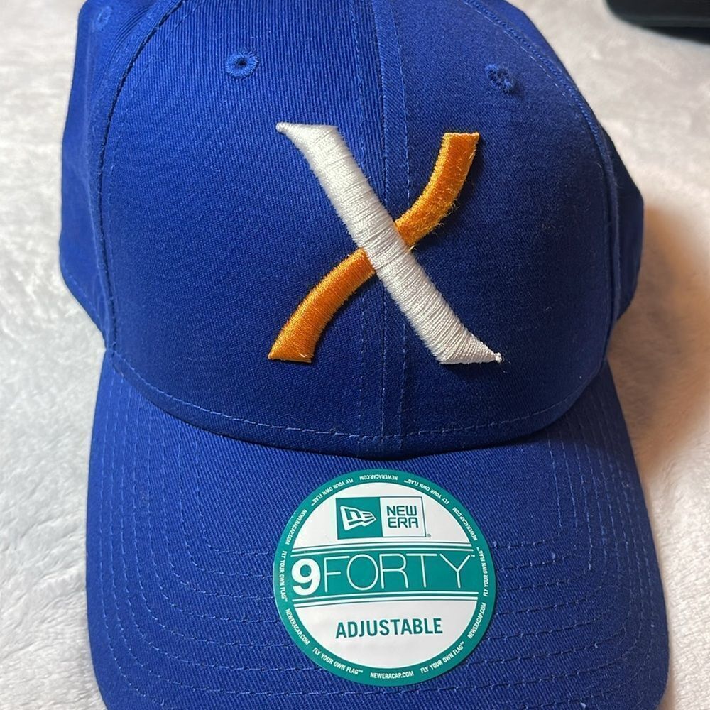 X hat - Picture 4 of 7